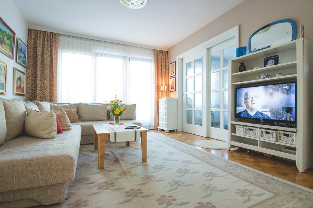 Guest House Visoko Buitenkant foto